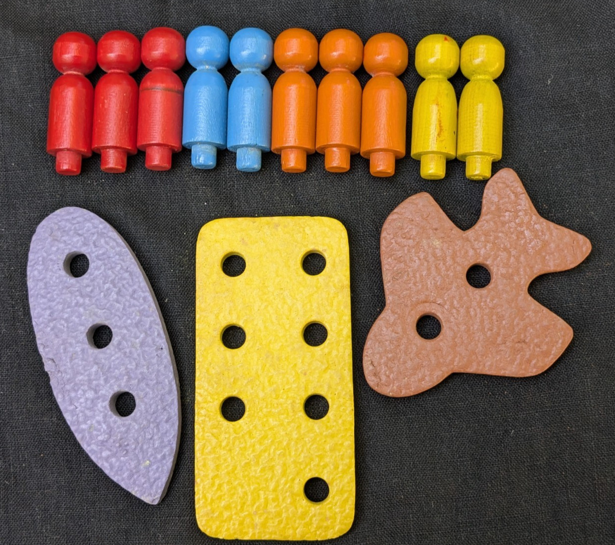 VINTAGE 1982 LAURI TEACHING TOYS PEG PLAY MONTESSORI