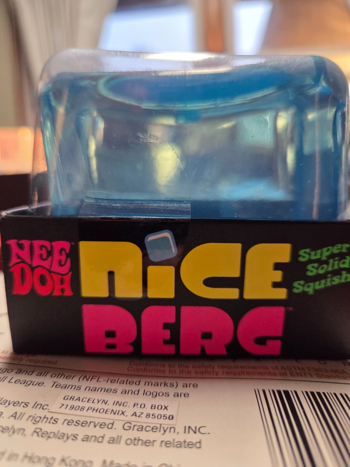 NeeDoh Nice Berg Blue Giant Solid Squish Cube