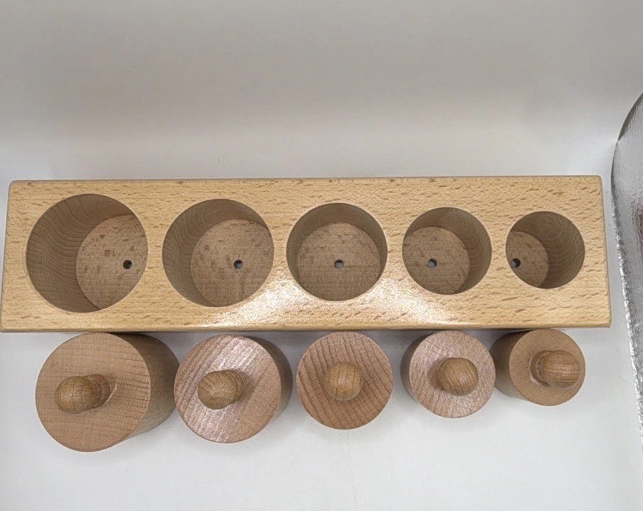 Montessori Knobbed Cylinder Socket Toddler Puzzle Wooden Cylinder Ladder