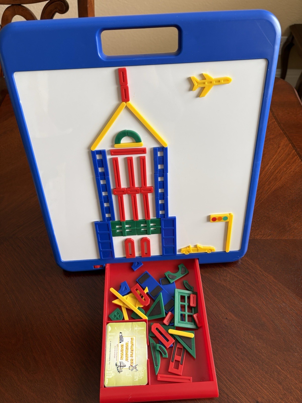 Huntar Magnetic Animals and Buildings Educational Toy with Board & 90 Cards