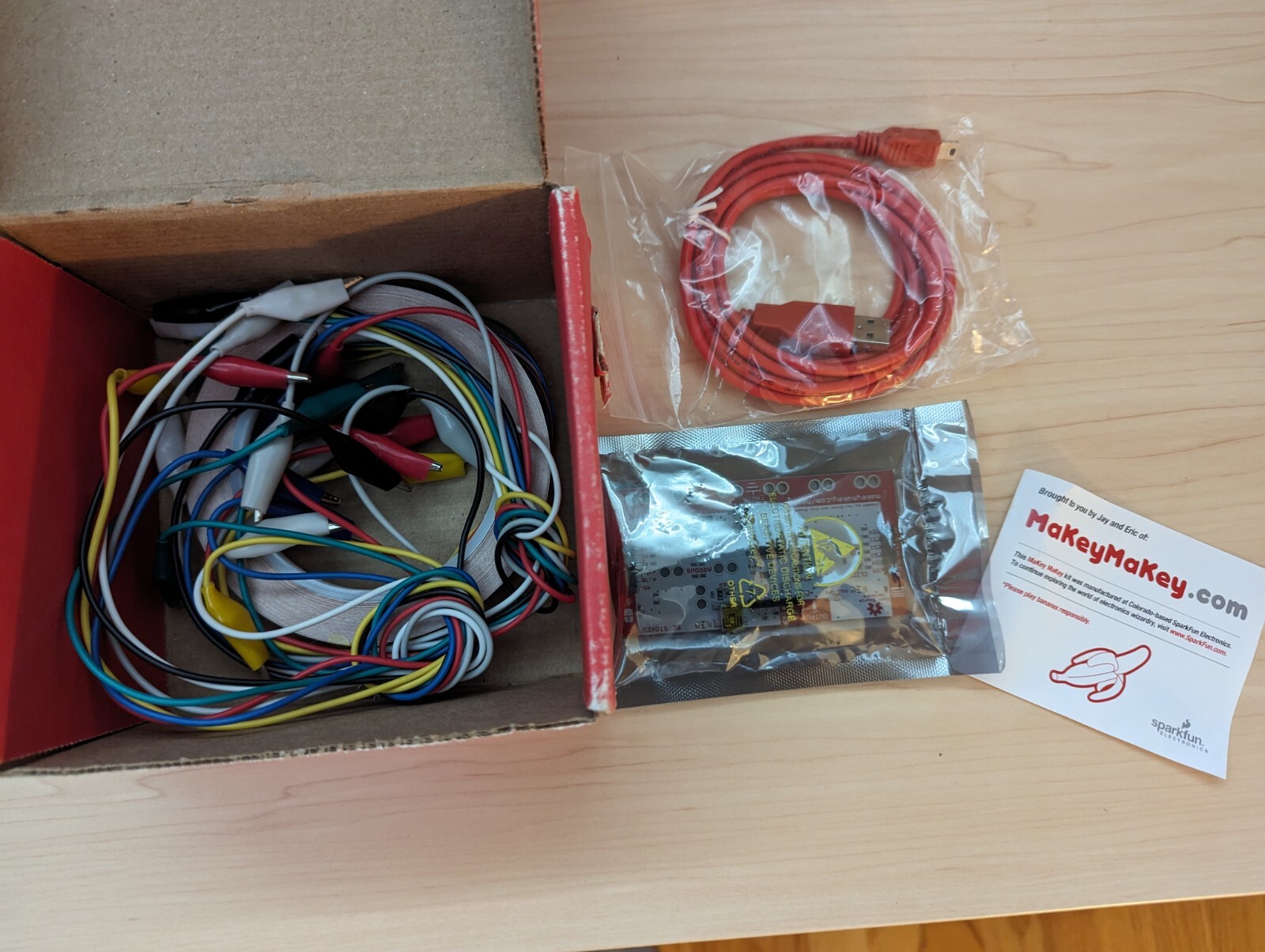 Sparkfun Makey Makey Deluxe Kit