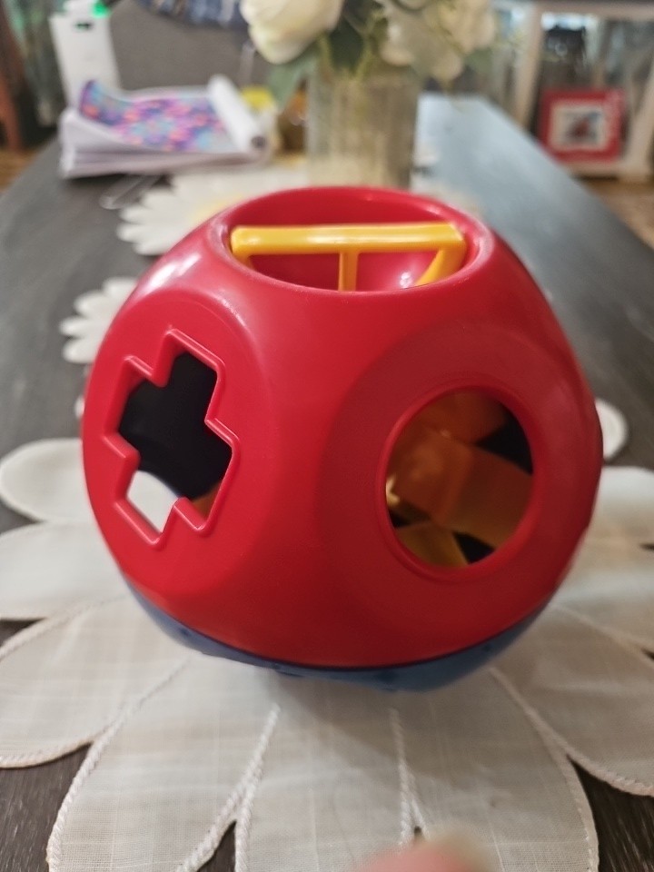 Vintage Tupperware Shape-O-Ball Toy Shape Sorter Educational Shapes