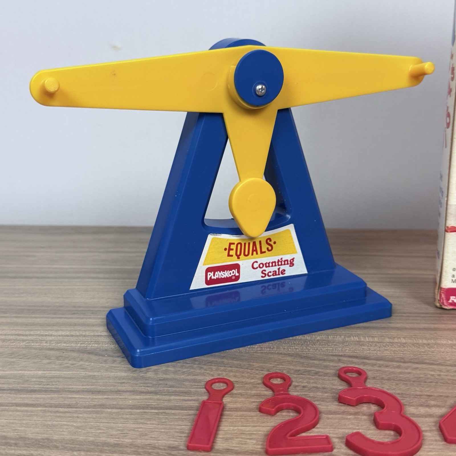 VTG 1987 Playskool Counting Scale Adding & Subtracting Box & 13 Numbers VIDEO!