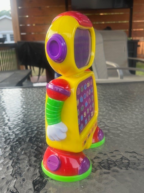 The Learning Journey Touch & Learn Alphabot Interactive Spelling Phonics