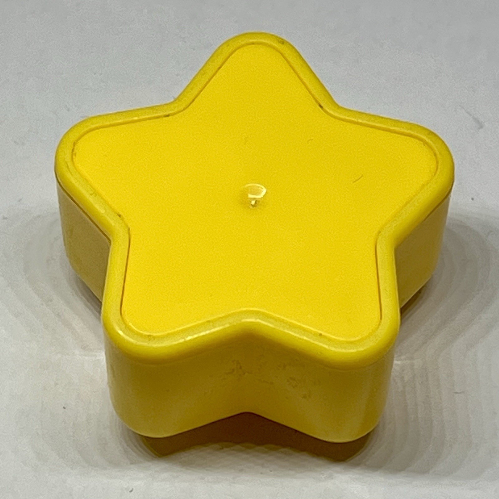 LeapFrog Shapes and Sharing Picnic Basket REPLACEMENT Star Shape Piece A7