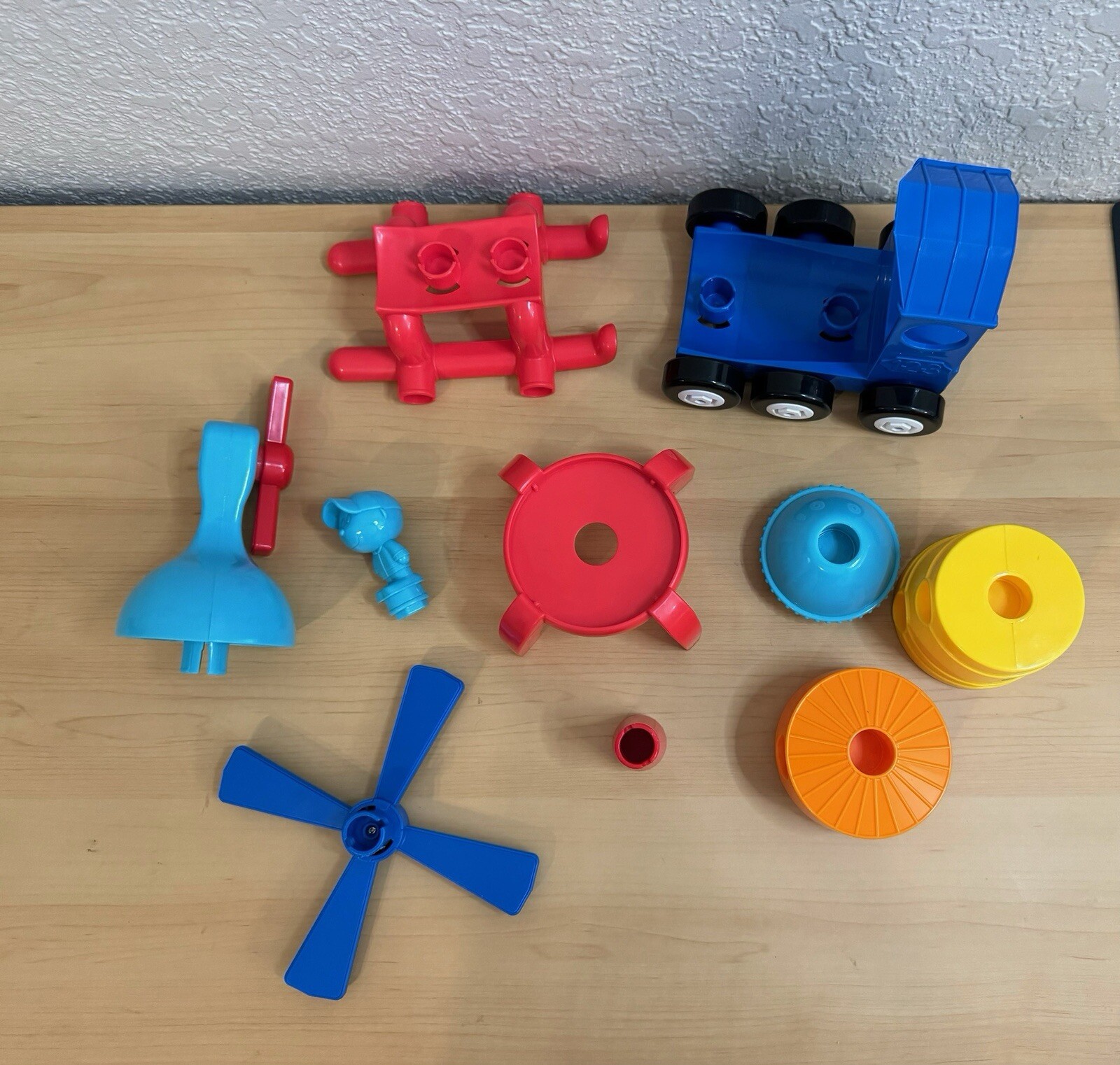 Learning Resources 1-2-3 Build It! Train , Helicopter Rocket -Complete!