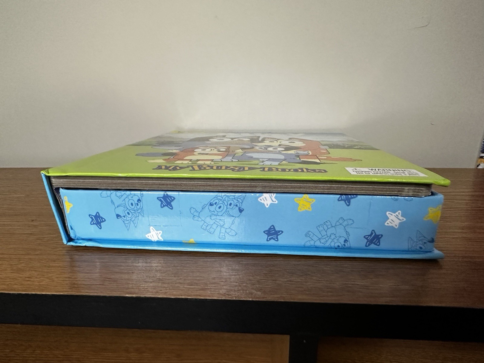 Bluey My Busy Books Set Storybook Playmat w/ 10 Figures Ages 3+