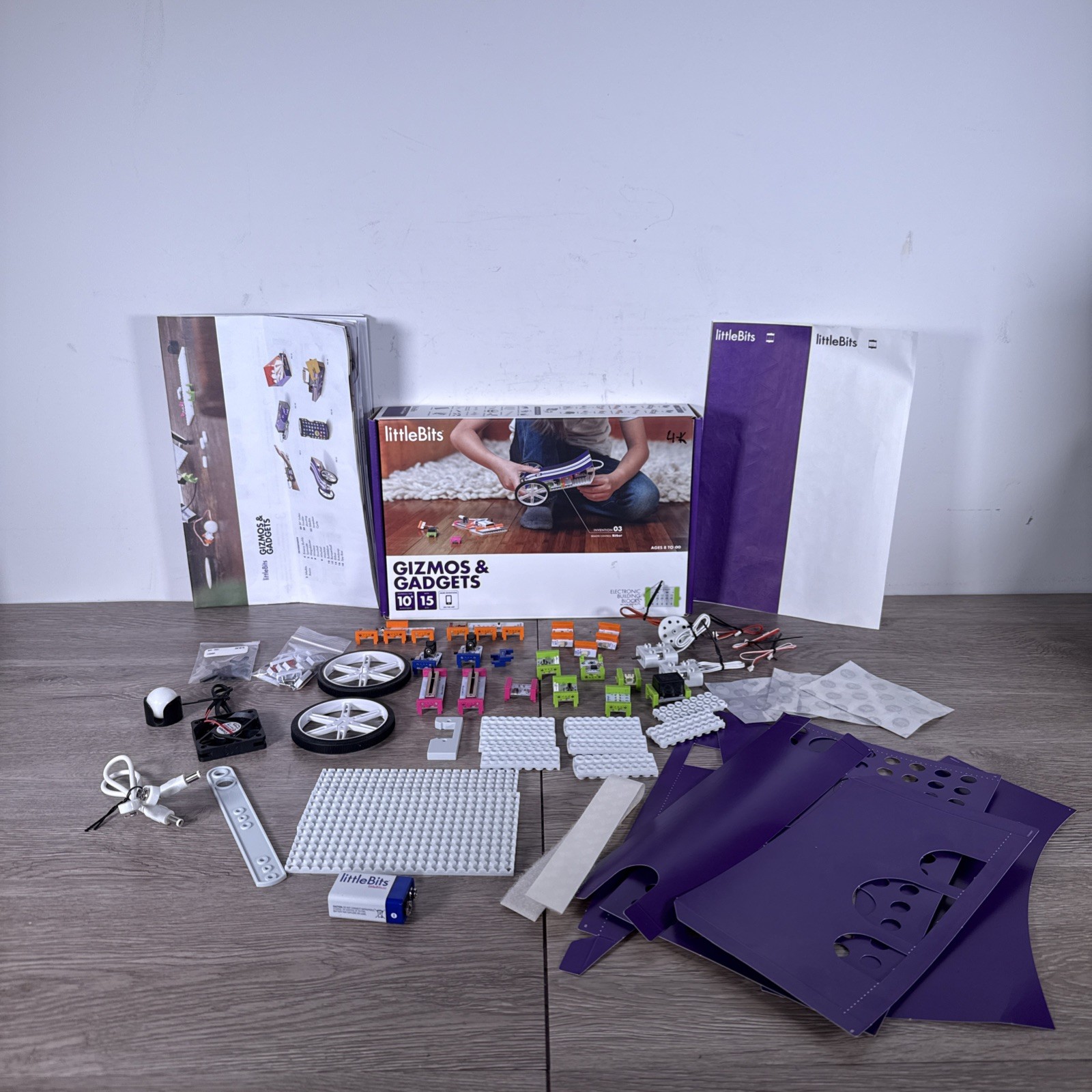 NEW Little Bits Gizmos & Gadgets Kit, STEM – Electronic Bitbot Makers Toy