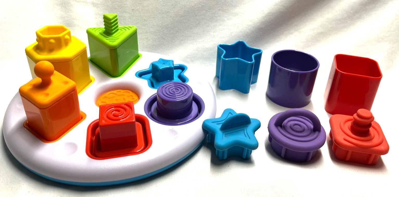 Fat Brain Toy- Plugzy Shape and Color Matching Toy