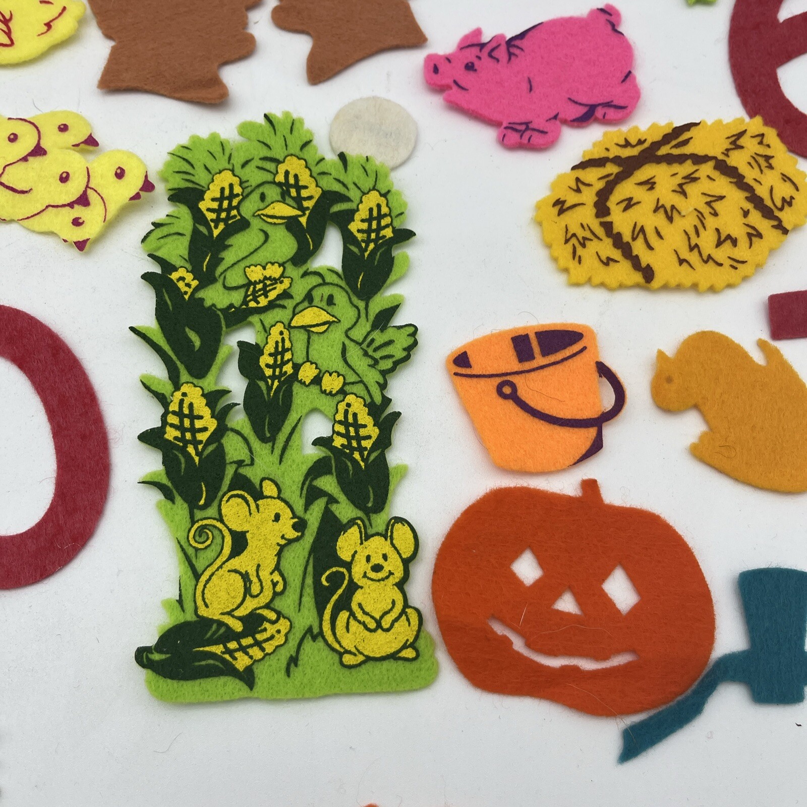Vintage Felt Board Storyboard Figures & Characters Lot