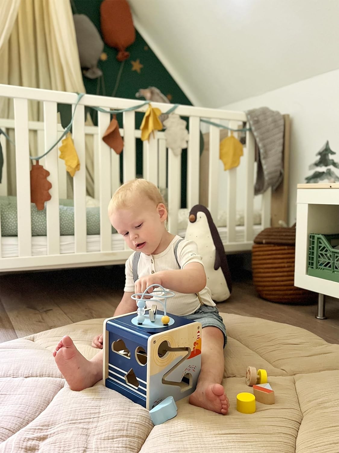 small foot Big Ocean Activity Cube Made of Wood, Maritime Motor Toy for Toddlers