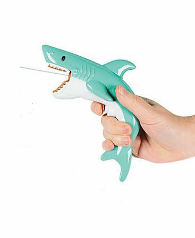 U PICK- Water Pistol Shark Alligator Orca Whale Gator Pool Toy Squirt Gun