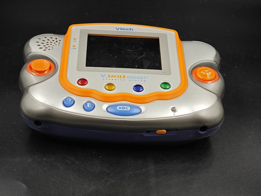 VTech V.Smile Pocket Learning System – Non-Working, Signs of Wear