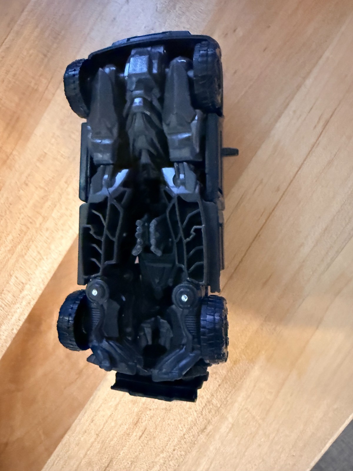 Transformers Studio Series Deluxe Class Dark of the Moon 94 Hatchet, Broken