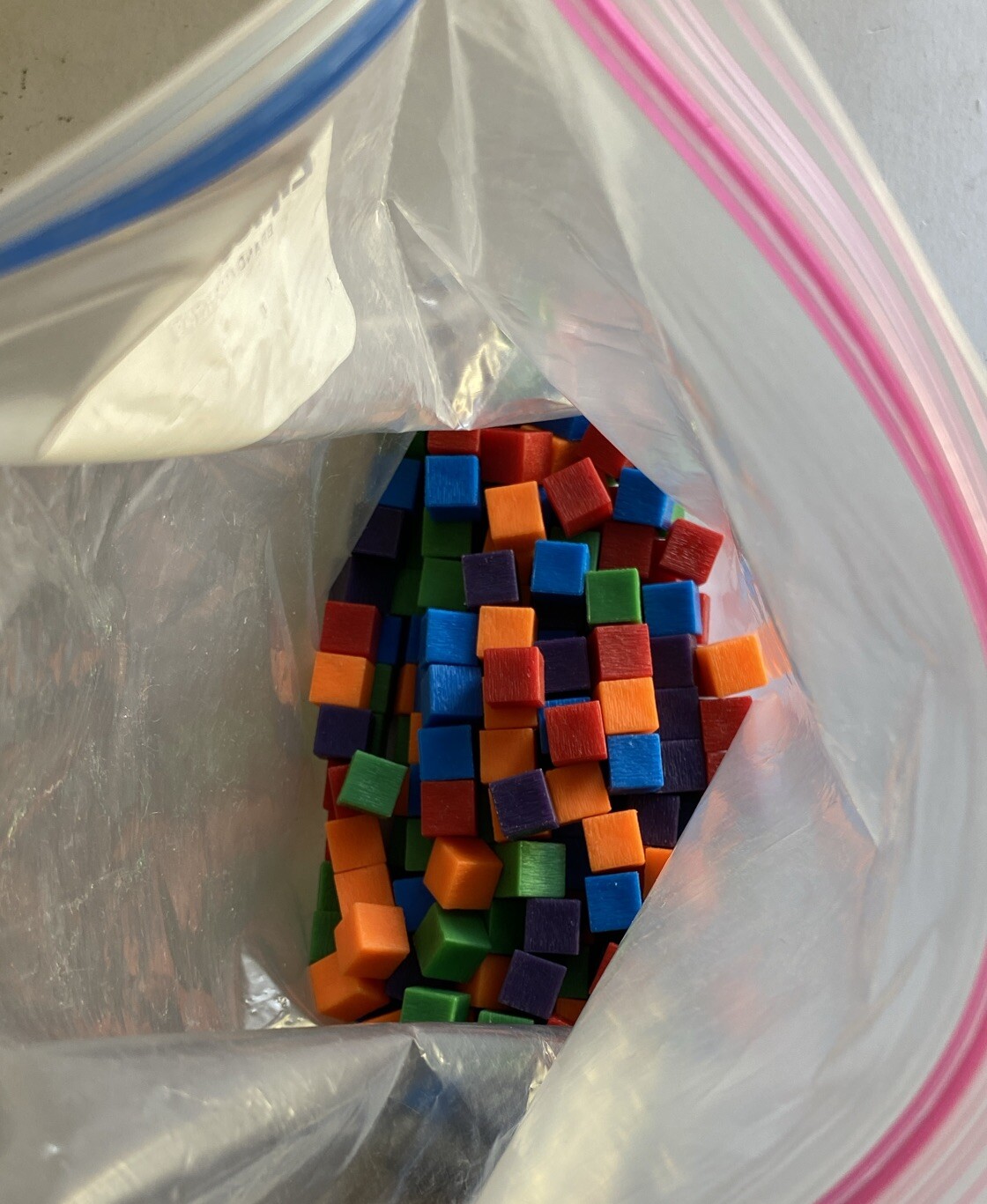 EAI EDUCATION bag of 1cm colored cubes elementary school