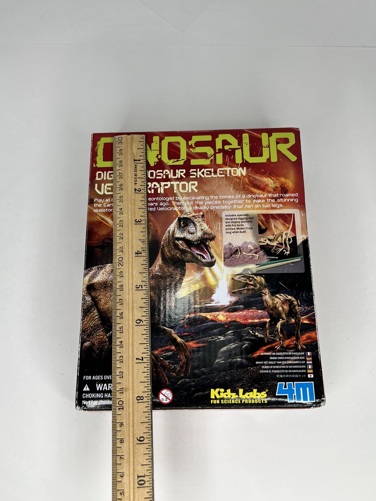 DIG A DINOSAUR SKELETON, VELOCIRAPTOR, by Kidz Lab – NEW