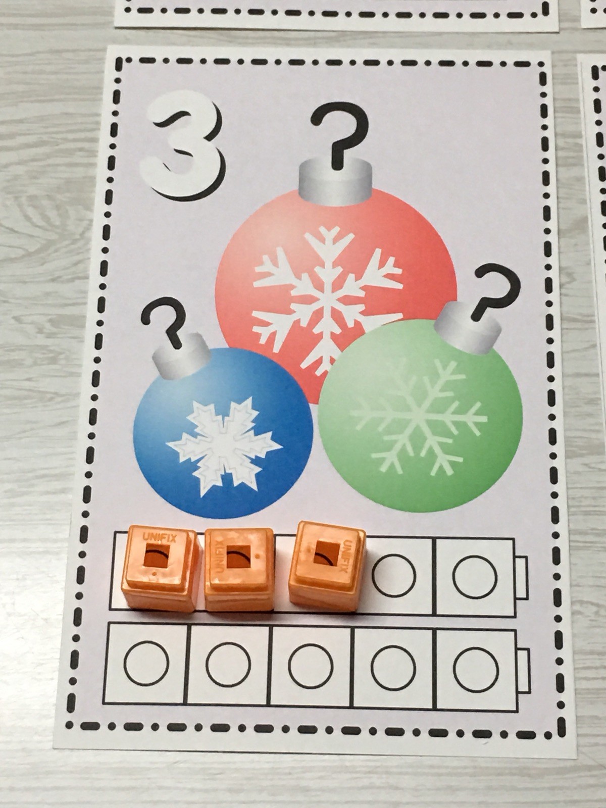 Christmas Ornament – Laminated Unifix Frame Set – teaching supplies