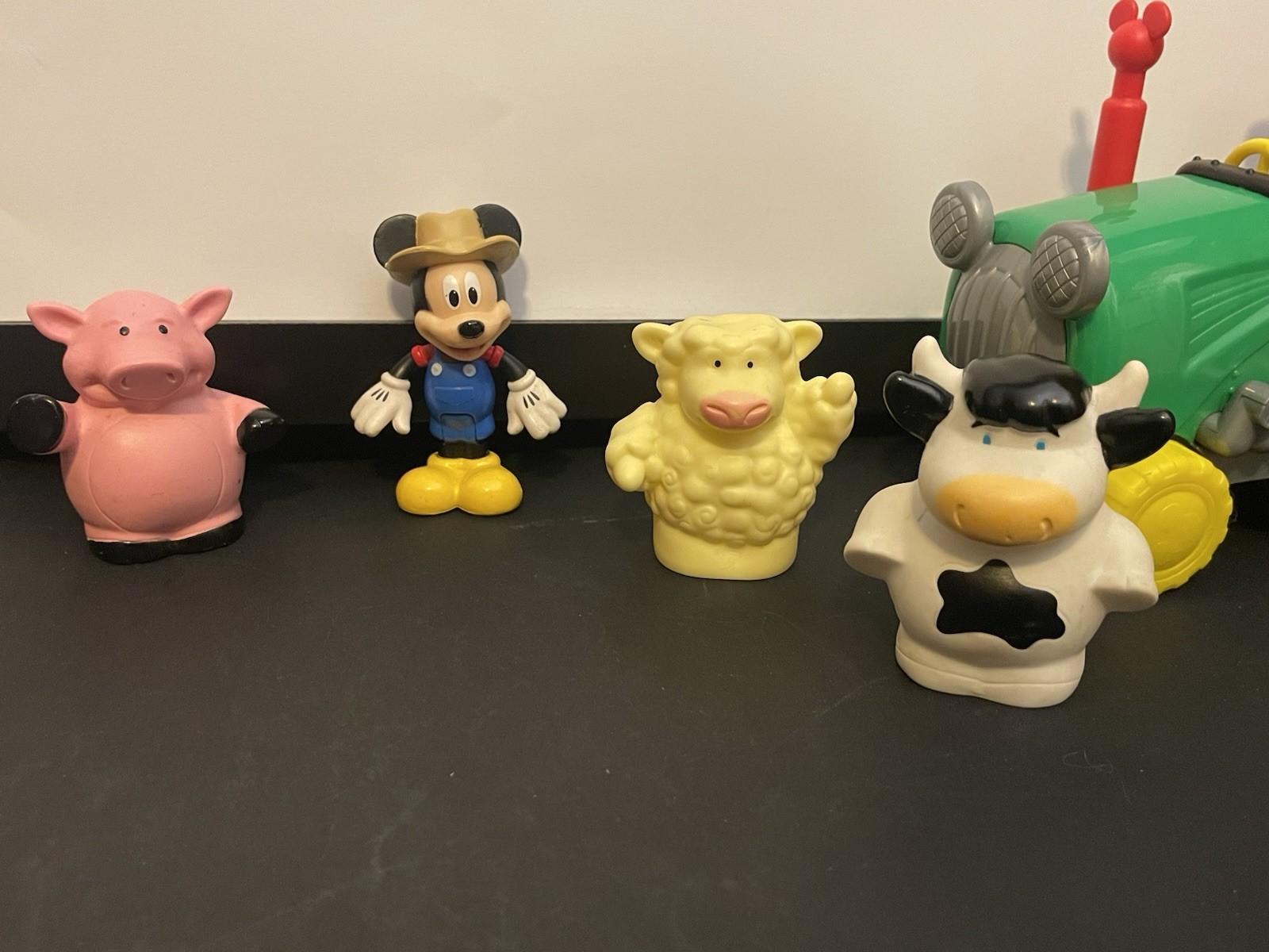 Disney Junior Mickey Mouse Barnyard Fun Tractor 3 Tomy Animals Mixed Set 3+ Fun
