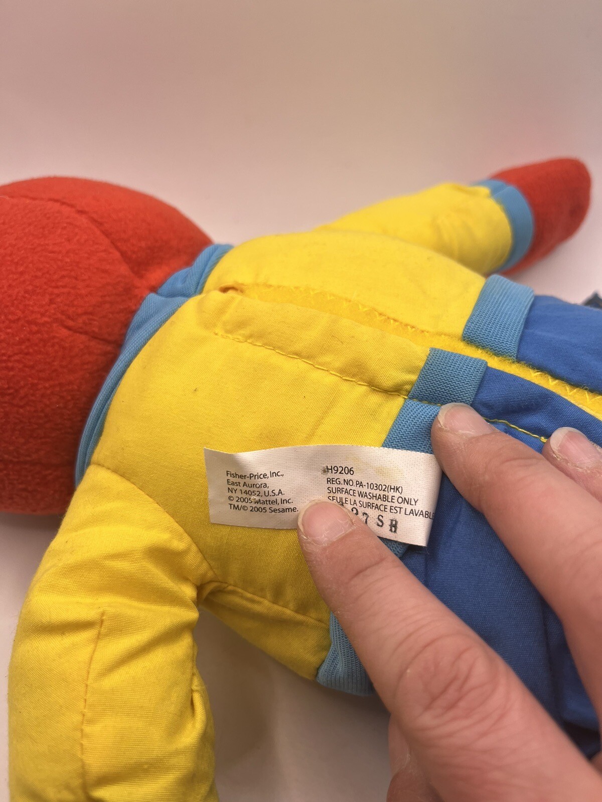 2005 Fisher Price Elmo Learn To Dress Plush Teach Tie Shoes Zipper Button Talks