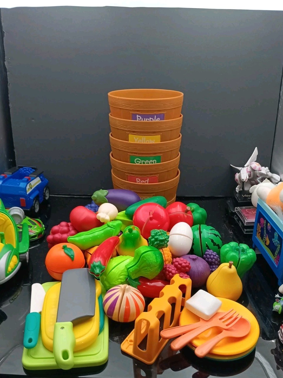 Huge Lot Of Learning Resources Farmers Market Fresh Picked Fruit & Vegies T2796