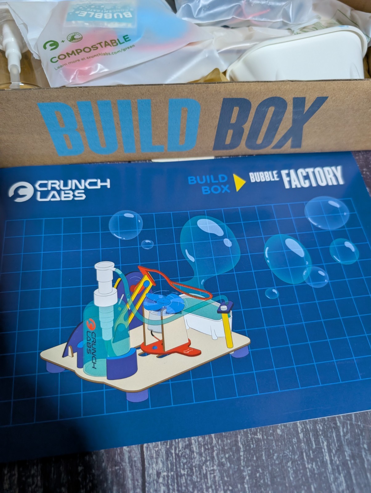 Crunch Labs By Mark Rober S.T.E.M. Build Box Year 3 – Bubble Factory NEW