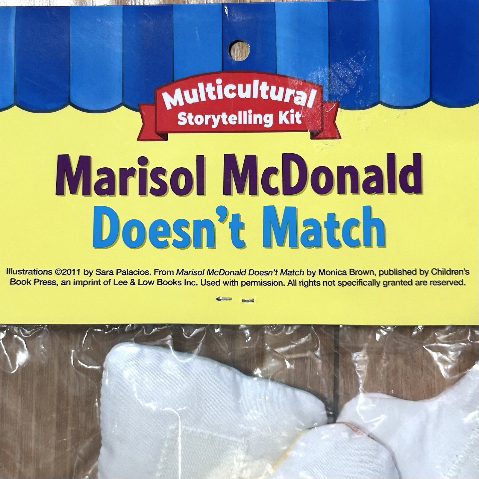 Lakeshore Multicultural Storytelling Kit Marisol McDonald Doesn’t Match GG974