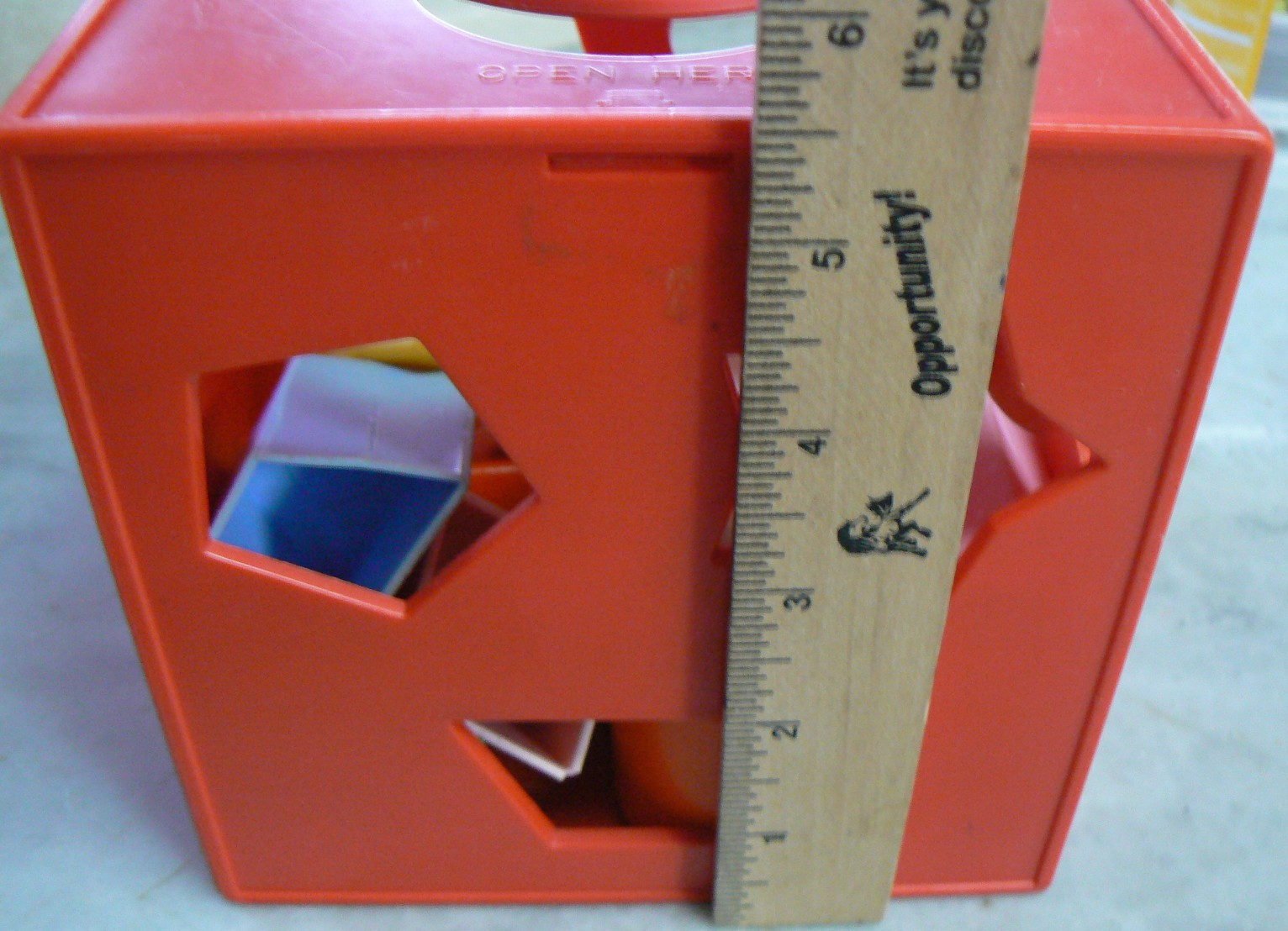 Activity Cube-Child Guidance – w/ 16 Different Shapes & 6 colors to Sort & match
