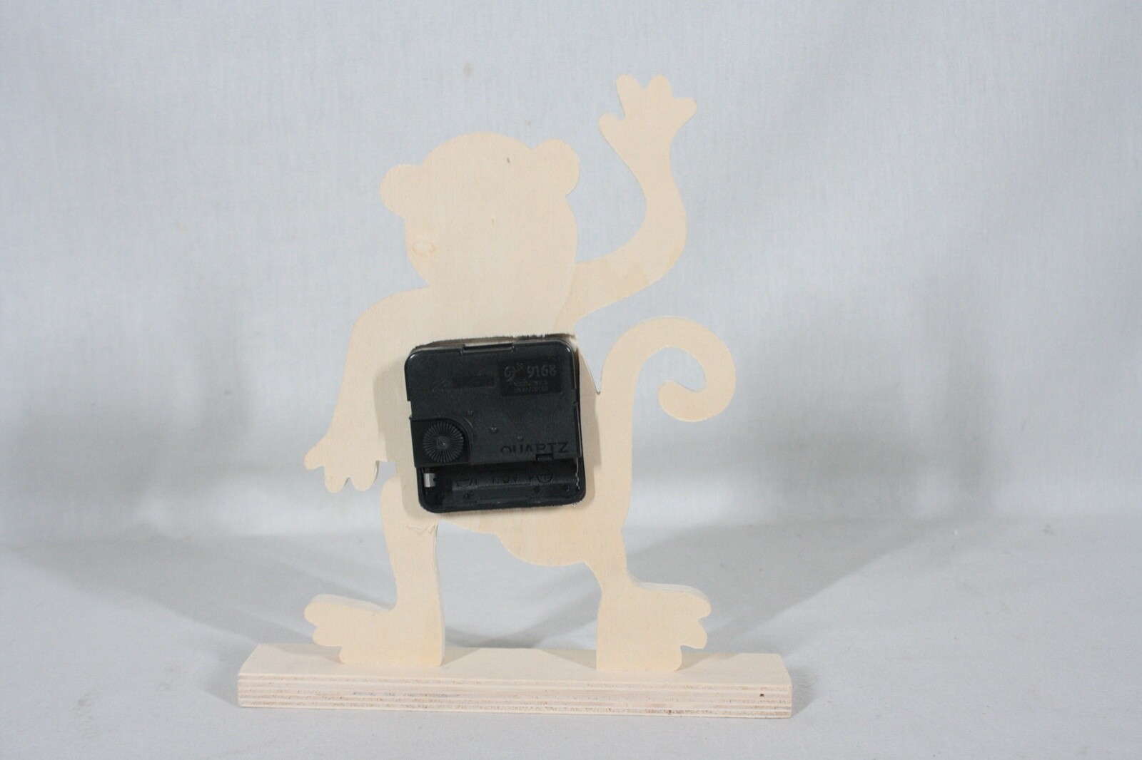 RARE! IKEA NATURAL FINISH PLYWOOD MONKEY CLOCK BATTERY OPERATED 8 1/2″ TALL