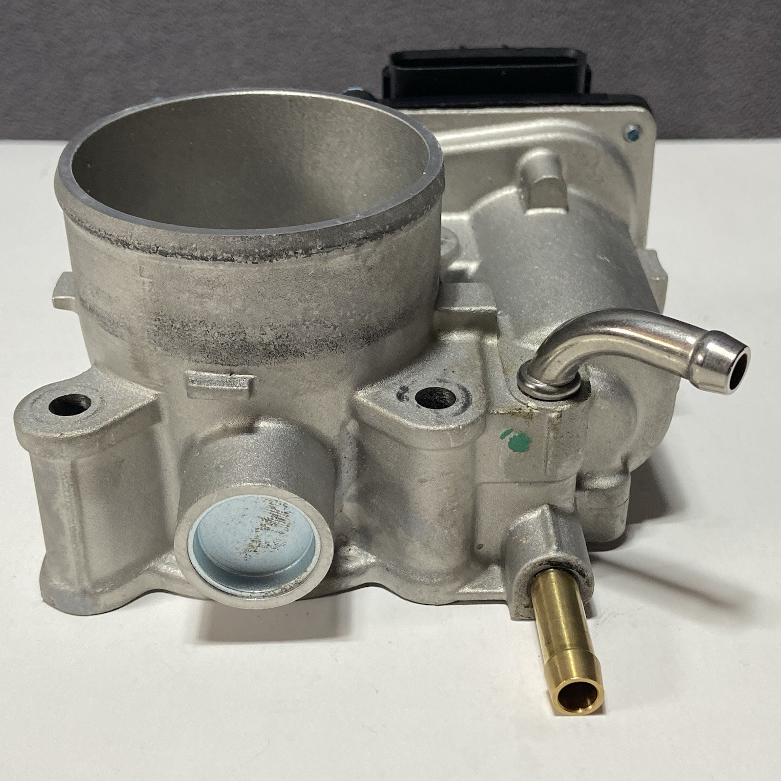 S20126 Electronic Fuel Injection Throttle Body Assembly (For FWD and 1.8L 197…