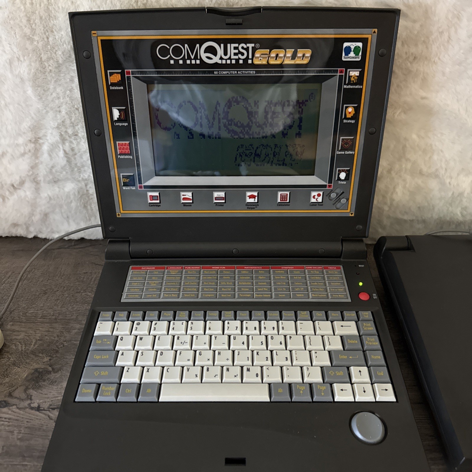 ComQuest Gold Vintage Kids Computer Laptop EXCELLENT Condition by Team Concepts