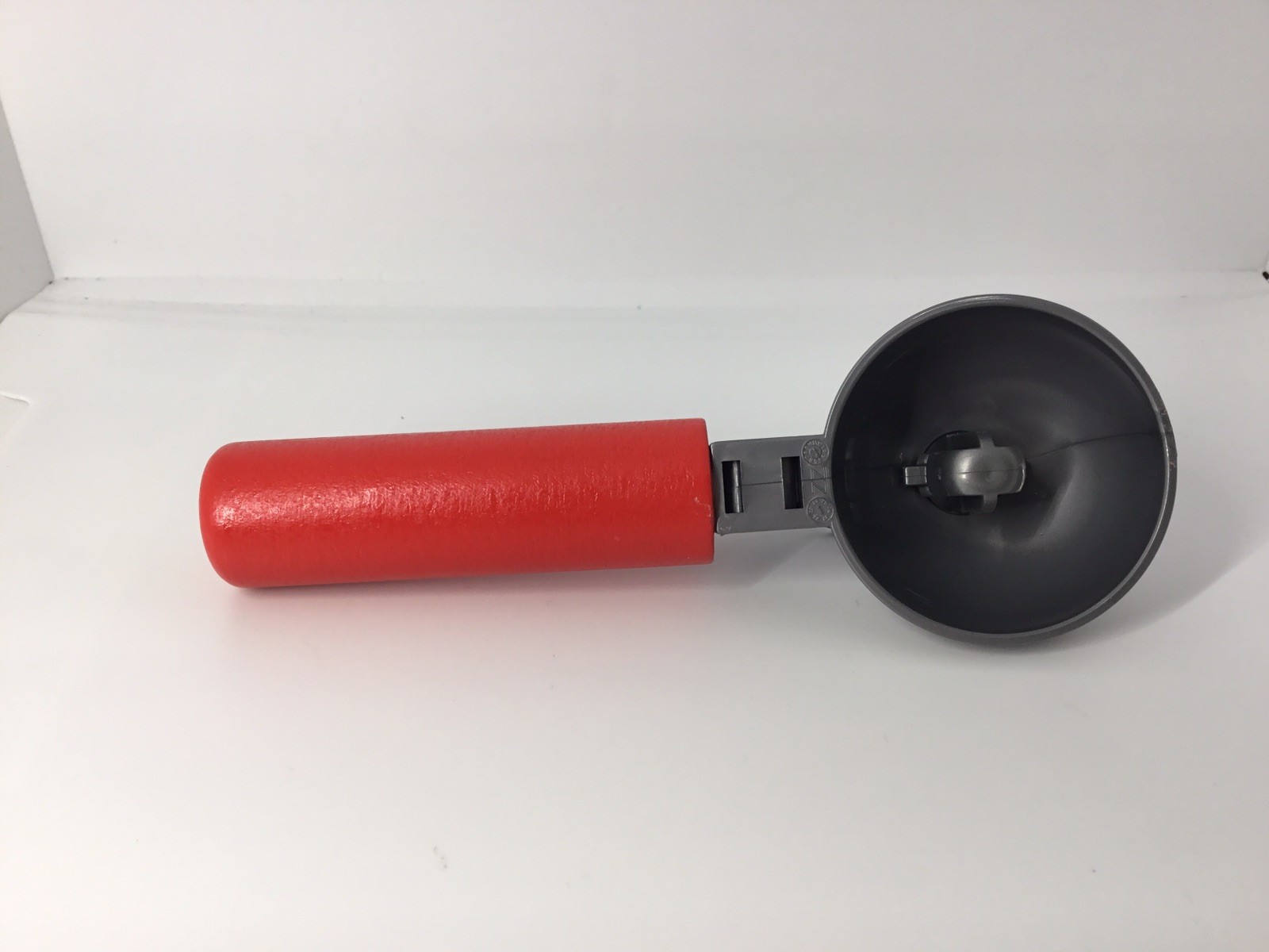 Melissa & Doug REPLACEMENT PART for Toddler Scoop & Serve Ice Cream Counter