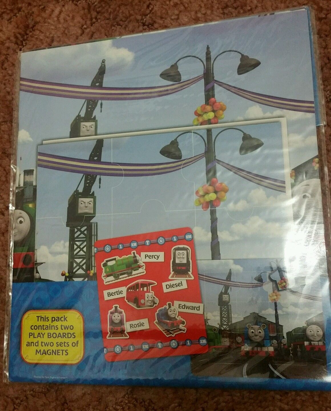 2 sets Thomas & Friends – Magnet Fun – Create-a-Scene (2 x Magnetic Play Board