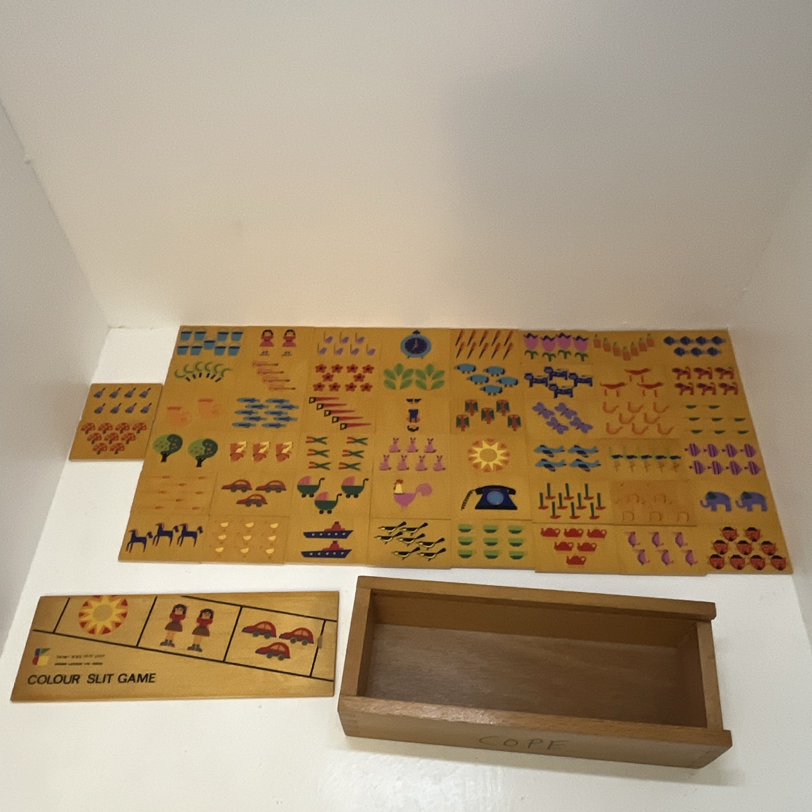 Doron Layeled Ltd Wooden Color Slit Game Set, Multicolor Shapes & Colors