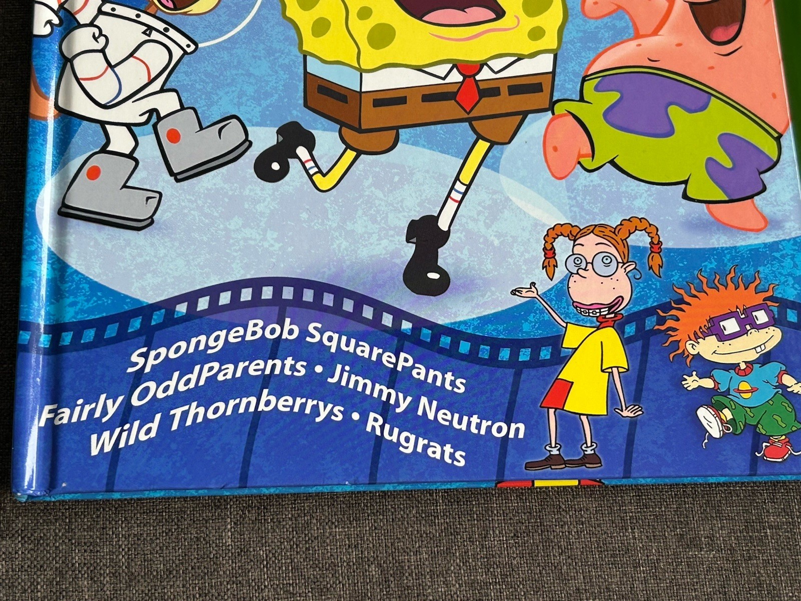Nickelodeon MOVIE THEATER SpongeBob StoryBook & Movie Projector • NEW