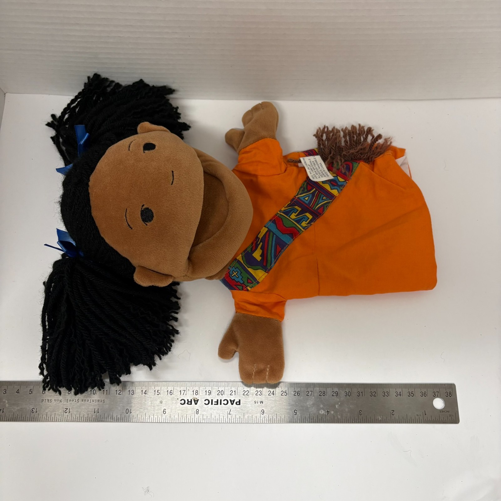 KAPLAN EARLY LEARNING DIVERSITY Plush HAND PUPPET Malay