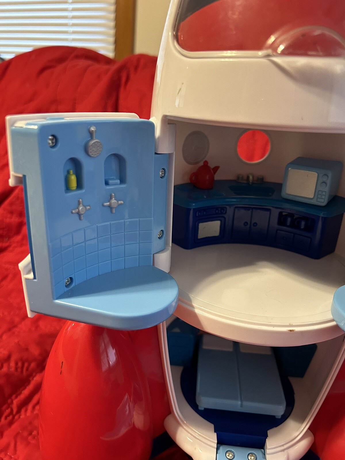 Lakeshore Rocket Ship Learn and Play Explorations with Astronauts No Rover