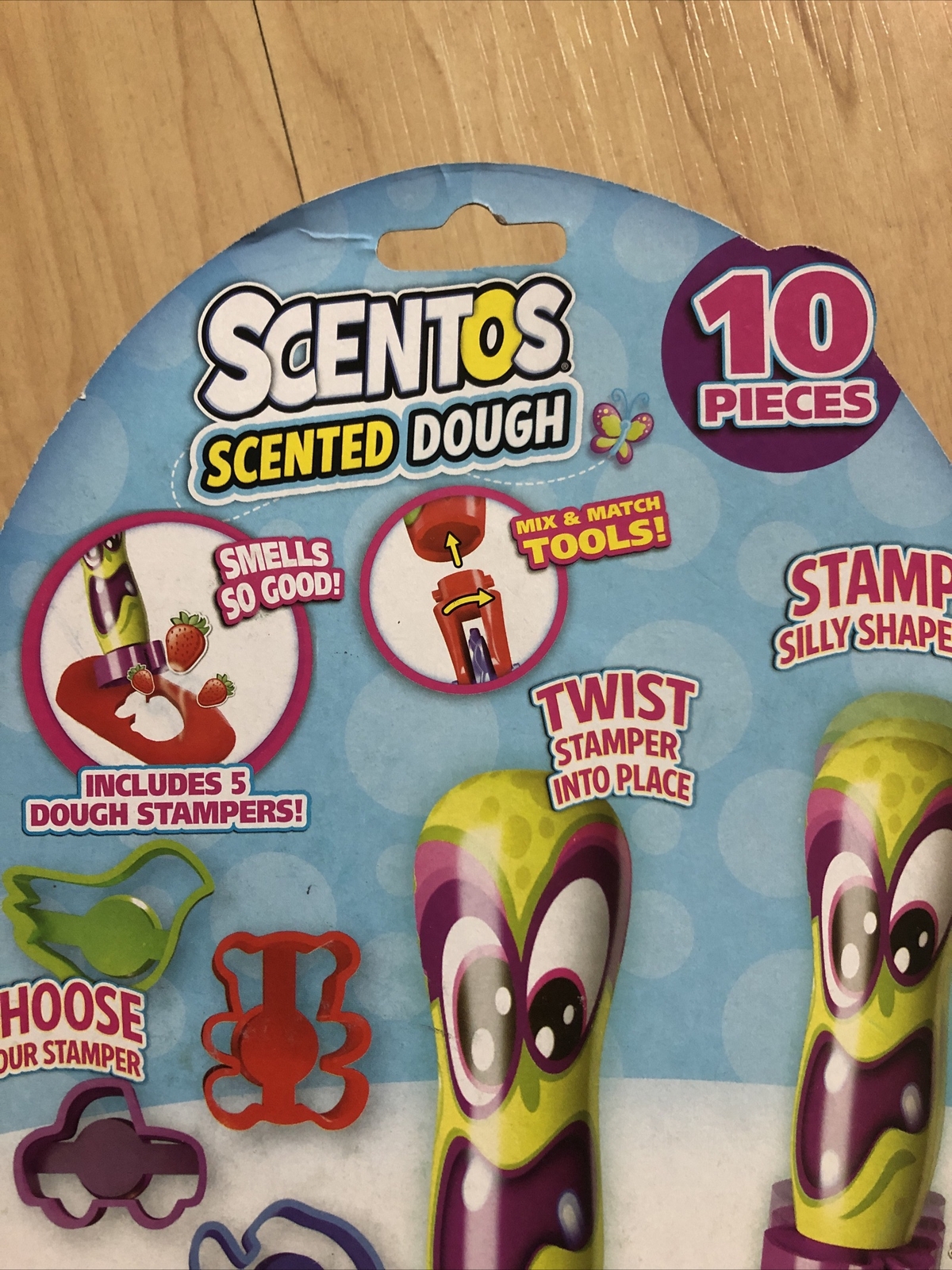 SCENTOS Scented Dough 10 Pieces Season 1, Ages 3+ with 5 Dough Stampers Fruit