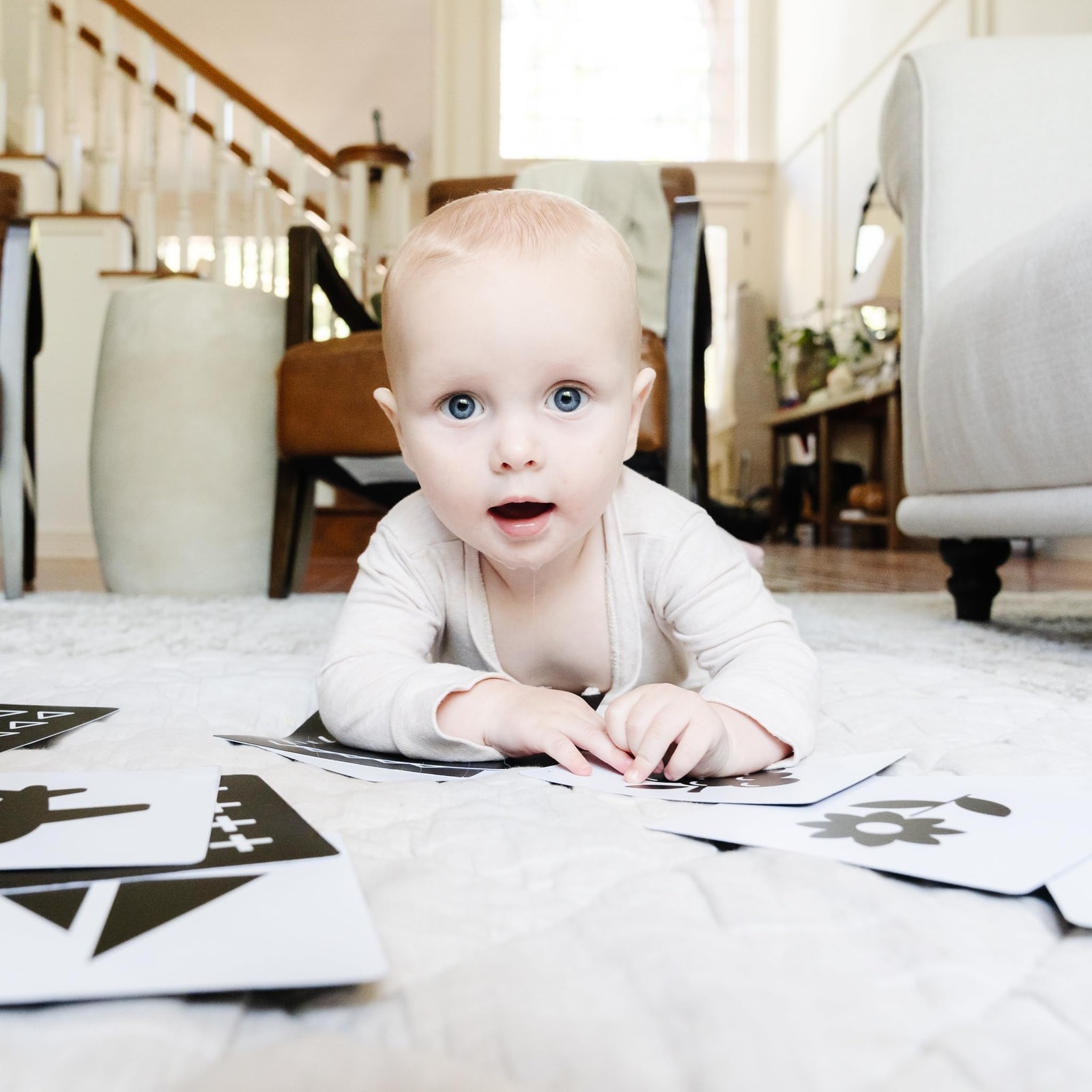 High Contrast Baby Visual Stimulation Cards – 50 Pictures for Newborn Activit…