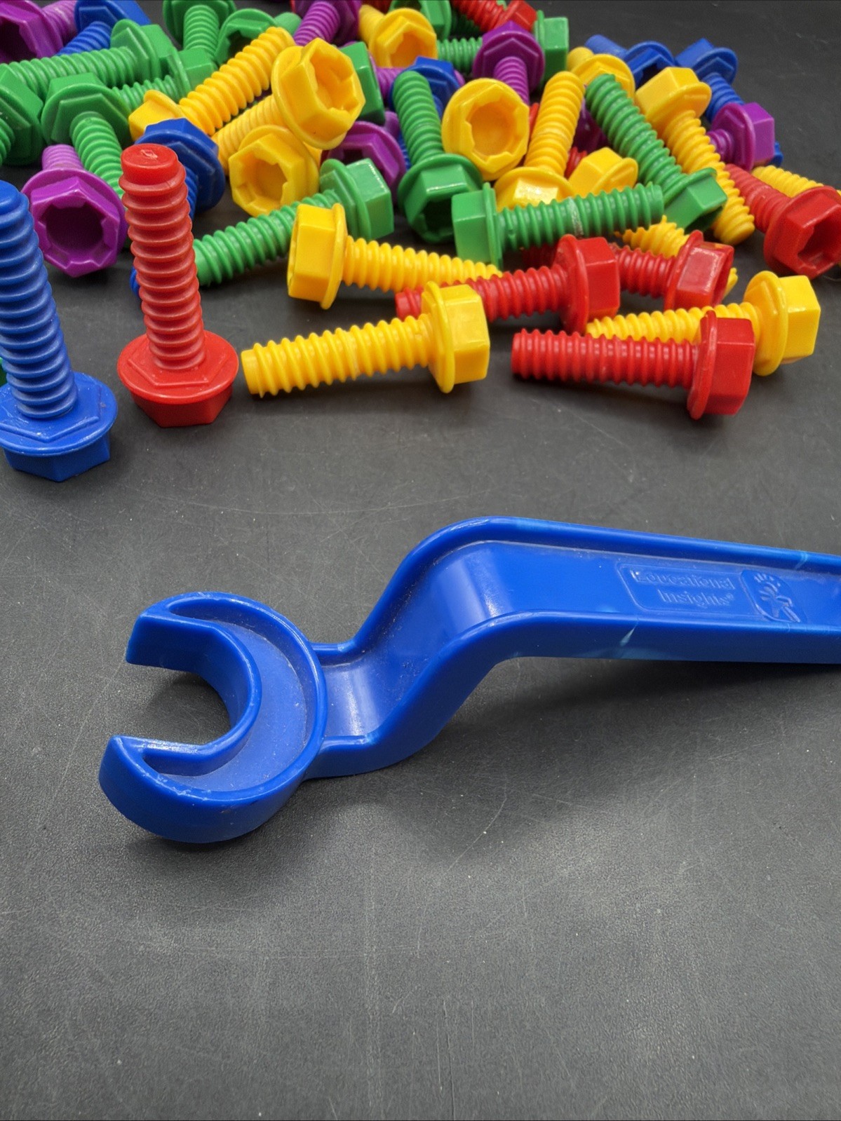Educational Insights Design & Drill Activity Center 52 Screws & Wrench