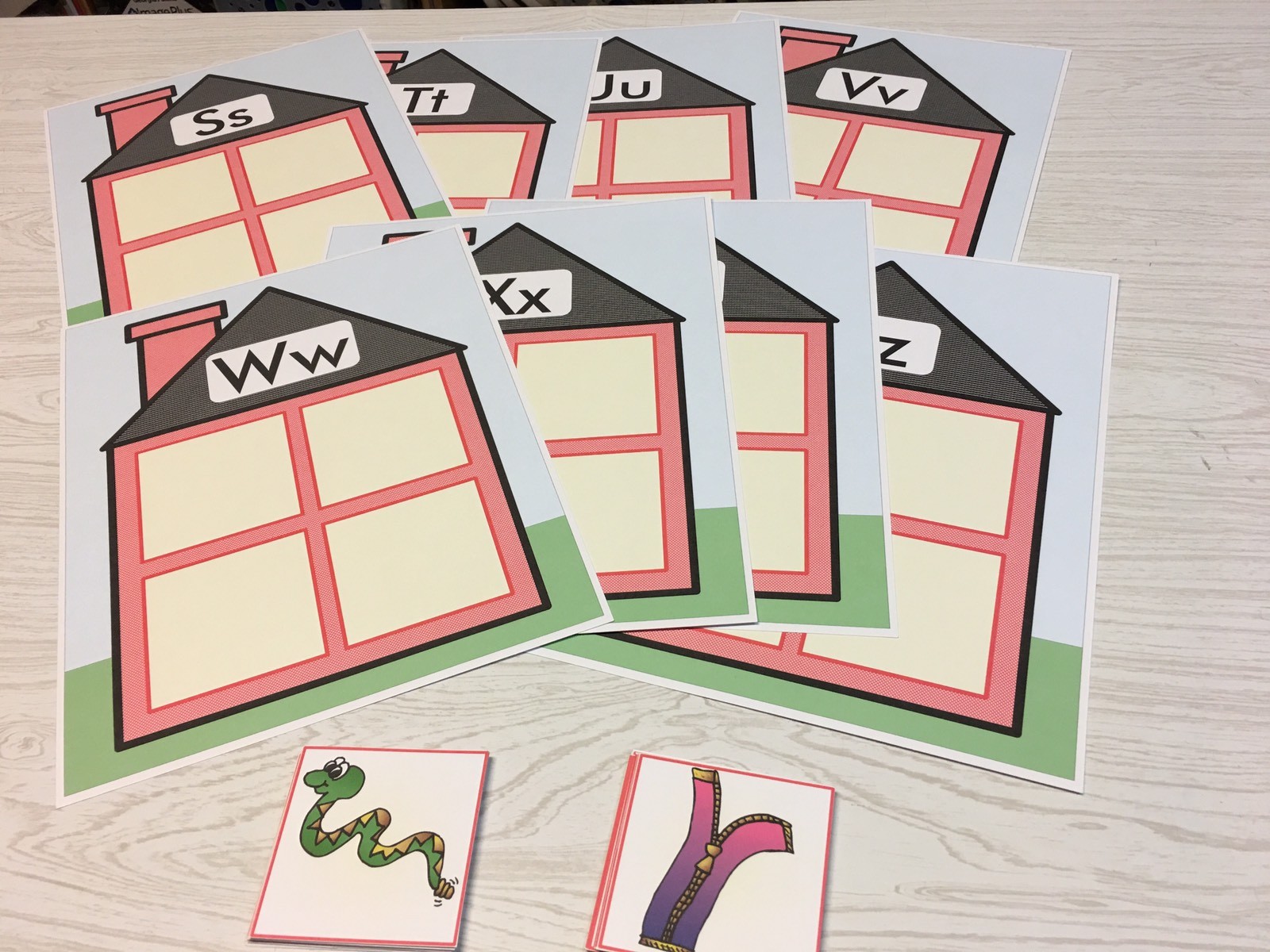 Alphabet House Game – Beginning Sounds – Learning Center S, T, U, V, W, X, Y & Z