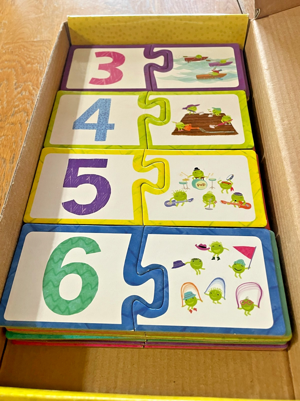 Scholastic LMNO Peas Matching Puzzle Pairs Alphabet Numbers 72 Pieces w/Book
