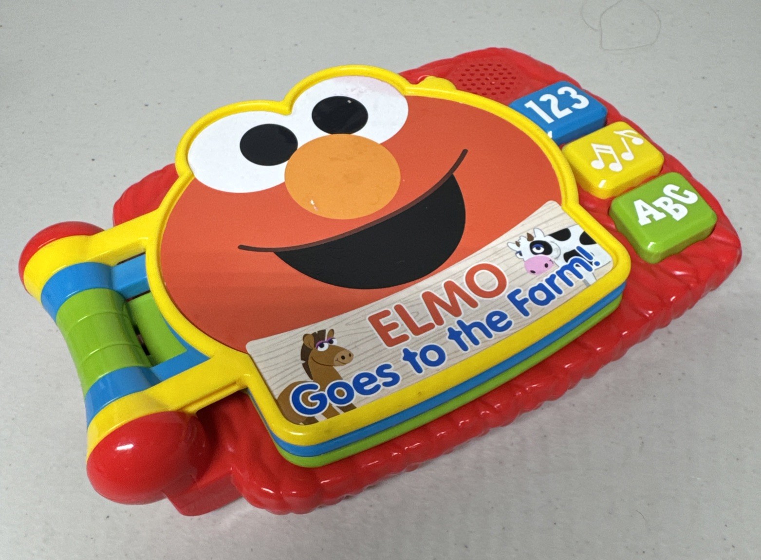 Sesame Street Elmo Goes to the Farm Interactive Musical Toy Book U24