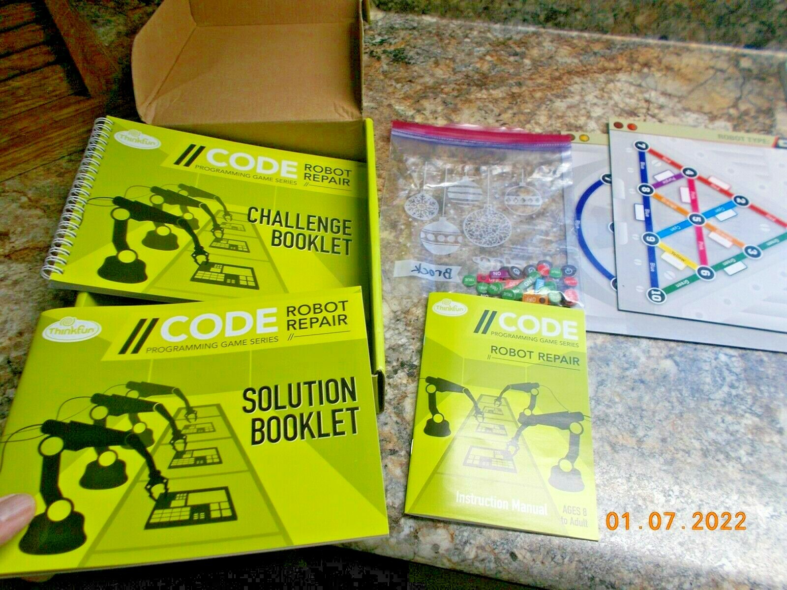 Thinkfun //Code Robot Repair Programming Game, Complete, ages 8+