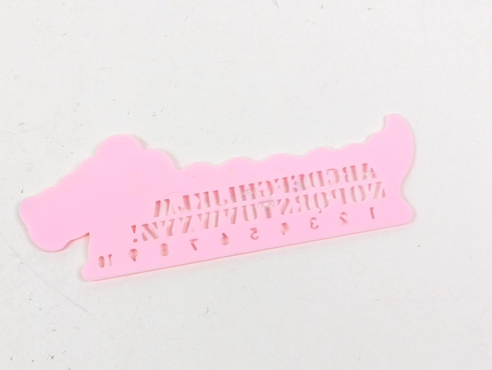 Kids Alligator A-Z Alphabet 1-10, 10cm Ruler Pink 5-1/4″ Length Animal Vintage