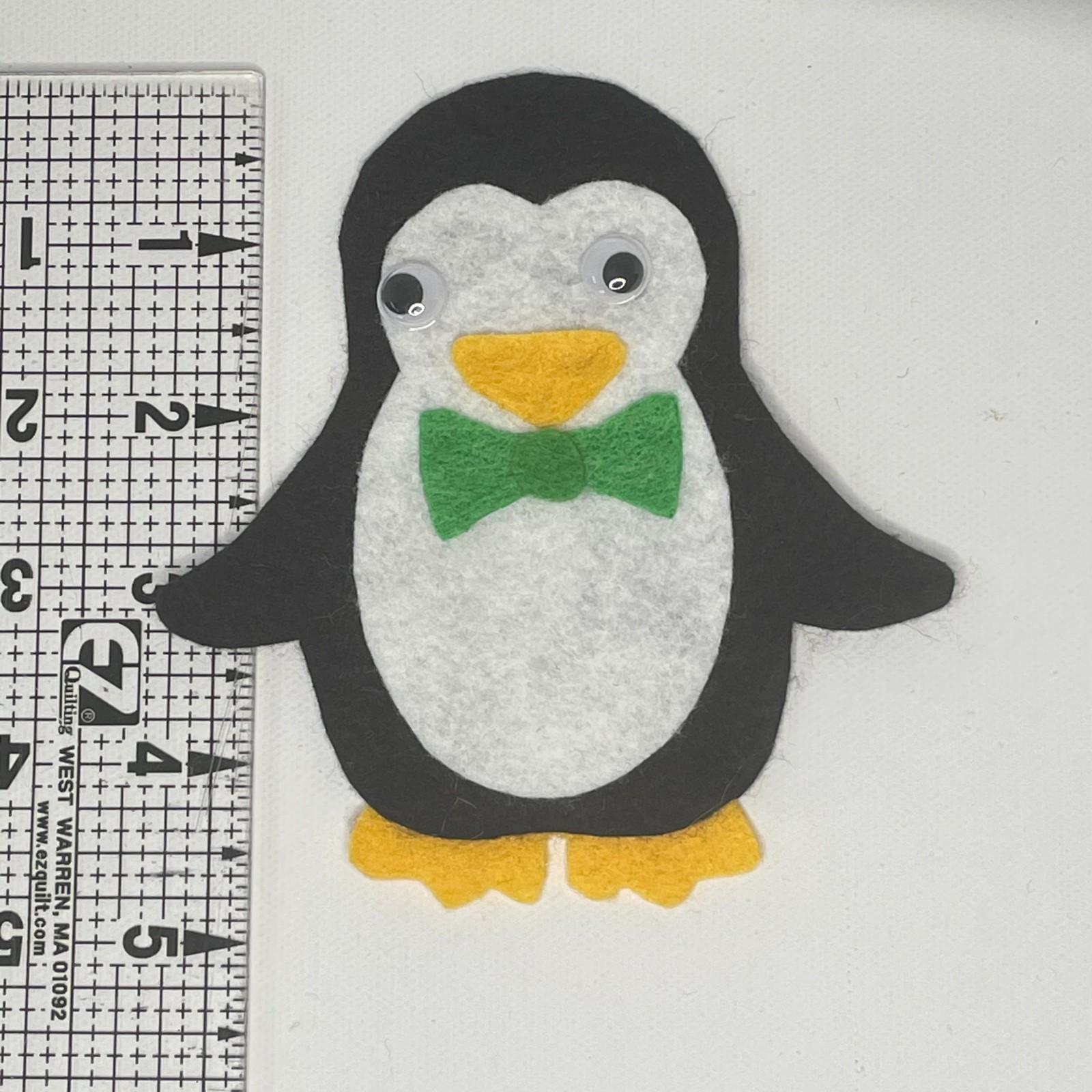 Penguin Who Has the Fish Felt Game – A Wintry Hide & Seek Adventure with Sizes