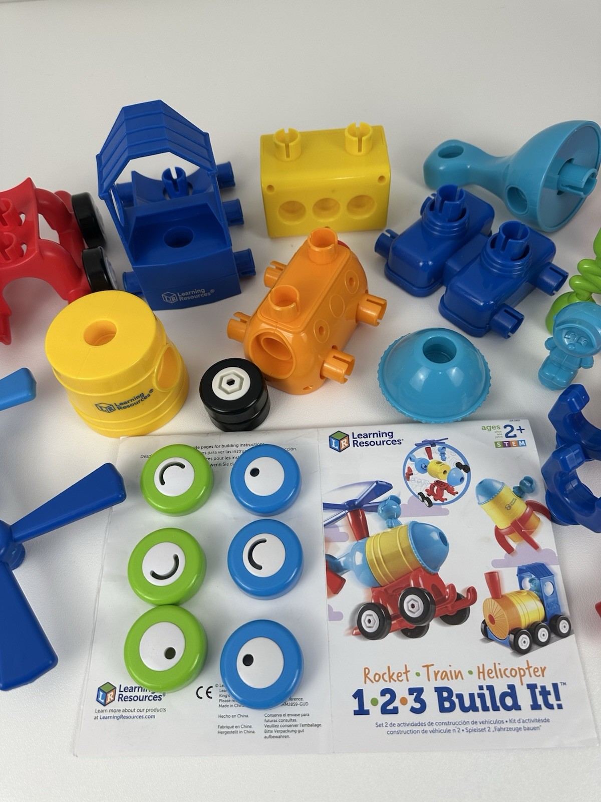 1-2-3 Build It! Rocket-Train-Helicopter Creative Thinking Plus Extra Pieces