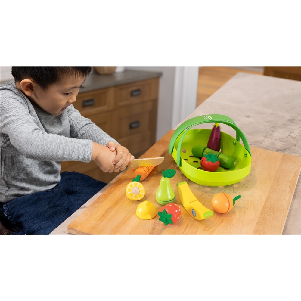 Fat Brain Pretendables Fruit & Veggie Basket Set