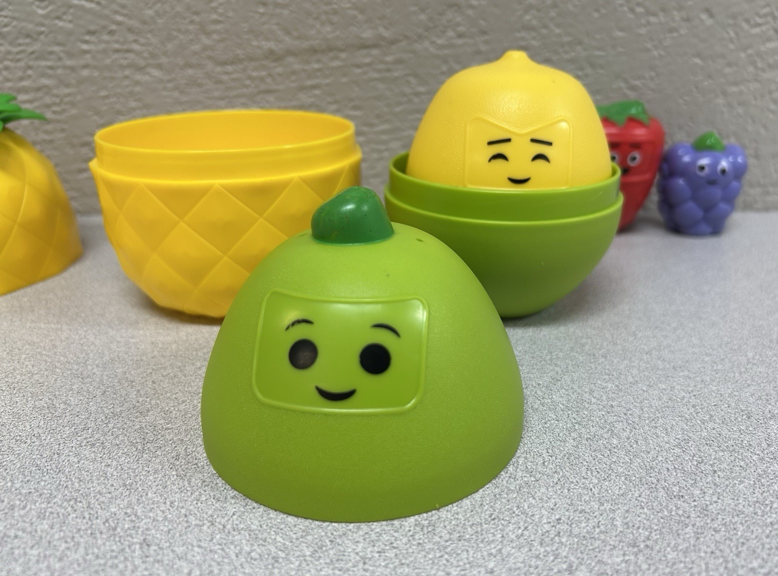 Learning Resources Big Feelings Nesting Fruit Friends w/ Feeling Faces Complete