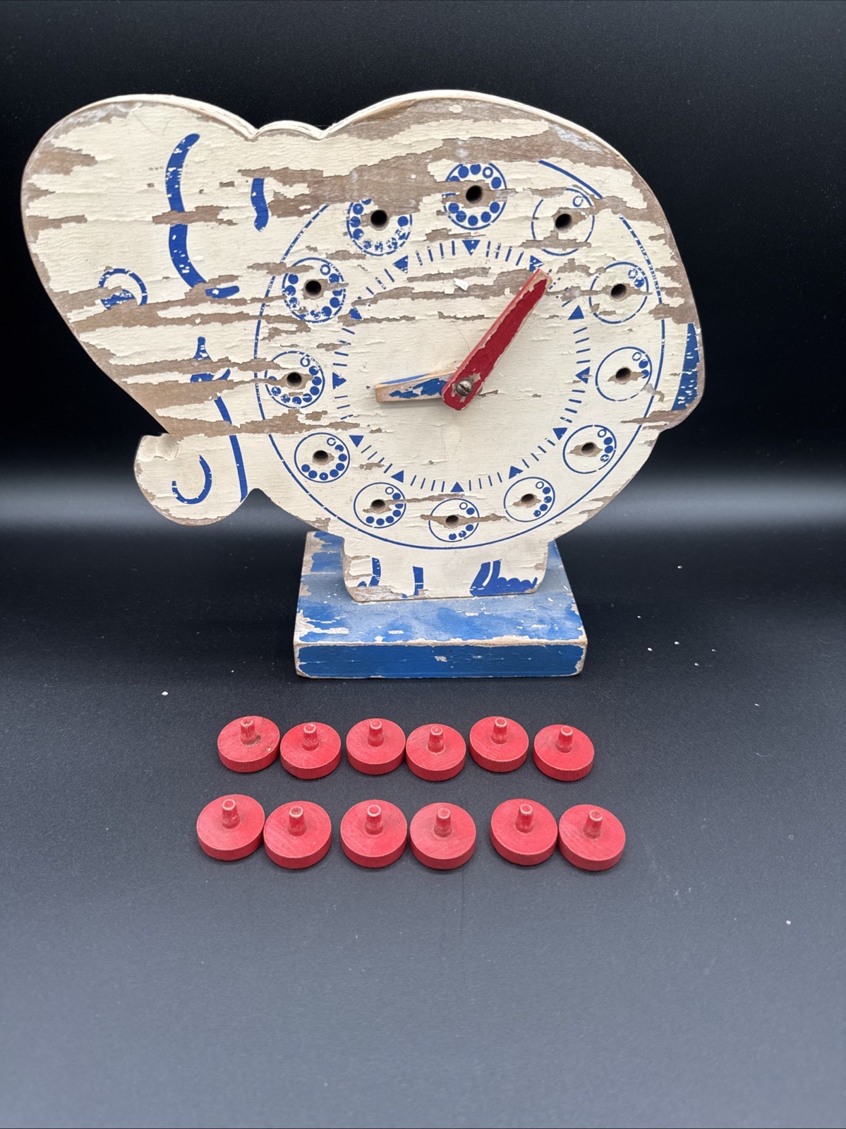 Vintage 1930/40’s Analog Teaching Wooden Clock Removable Pegs. Folk Art. (T13)