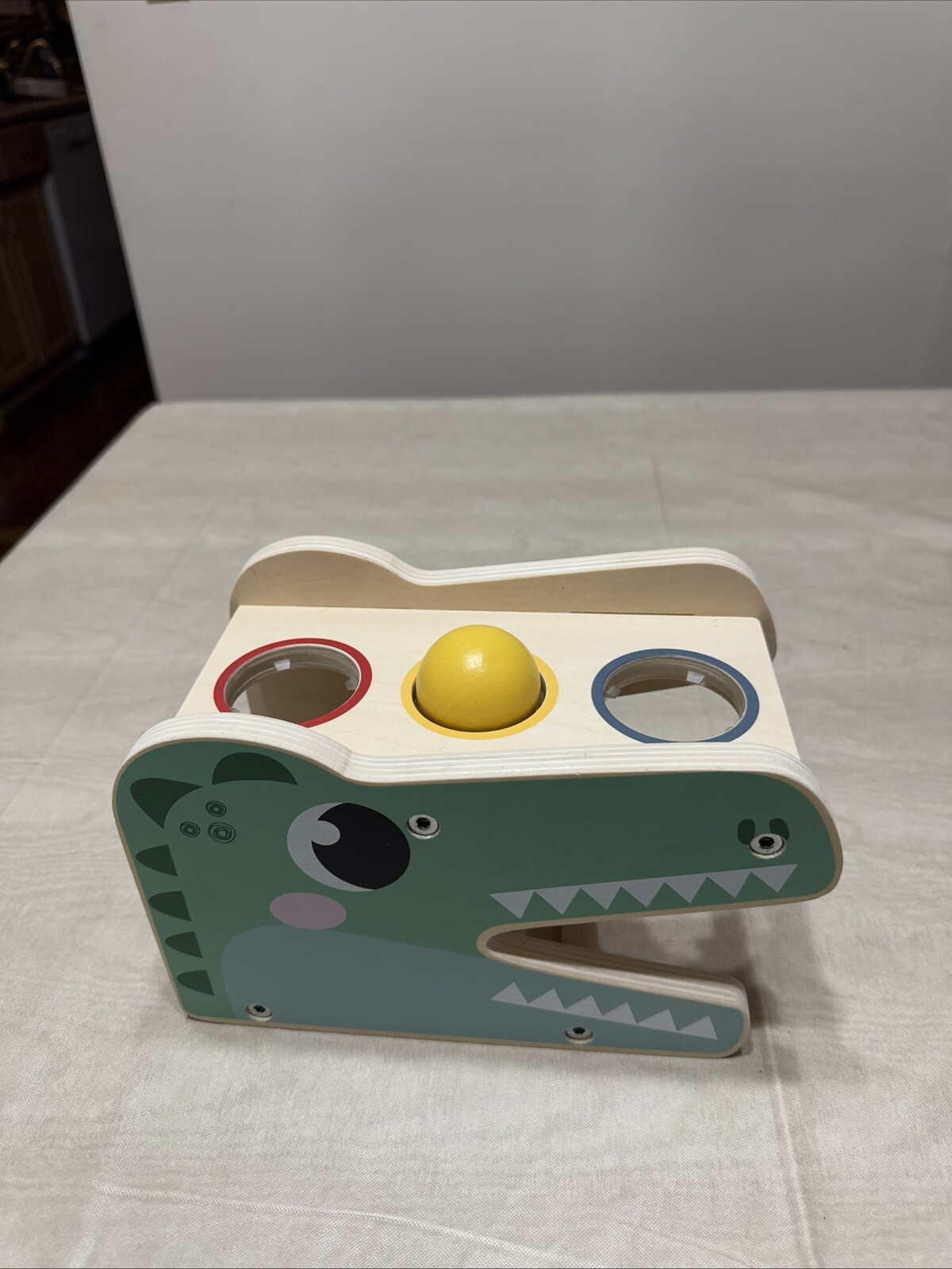 Alligator Wooden Toy With Red Blue Yellow Wooden Balls (G2)